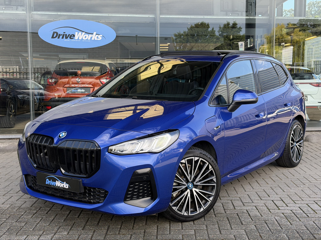 BMW 2 Serie Active Tourer | M-sport | 230e xDrive | M | H&K | PANO | Adaptive CC | Elec Stoelen | Trekhaak | 56273078-0.jpg | Driveworks